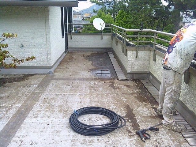 ベランダ施工前