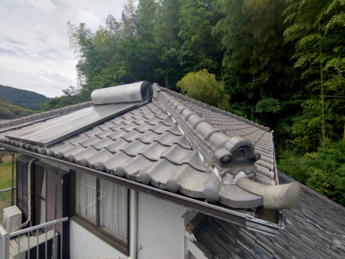 伊豆の国市瓦屋根雨漏り